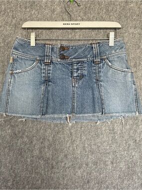 Hollister Light Blue Distressed Denim Mini Skirt vintage Y2K